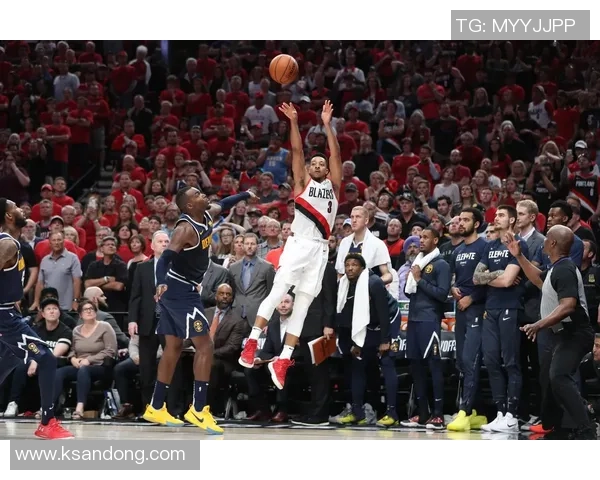 开拓者与勇士激战四月十七日谁能在季后赛中占得先机